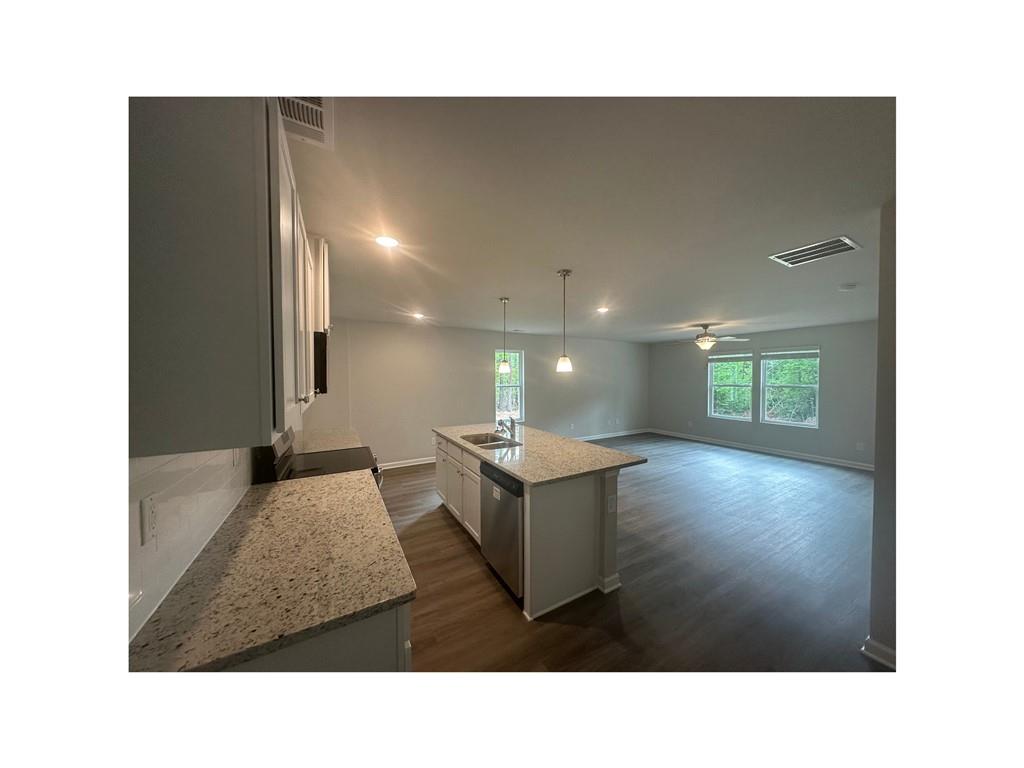 35 Yellow Brick Way, Covington, Georgia image 5