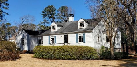 Photo of 205 Old Ivy Road NE, Atlanta, GA 30342 (MLS # 7720613)