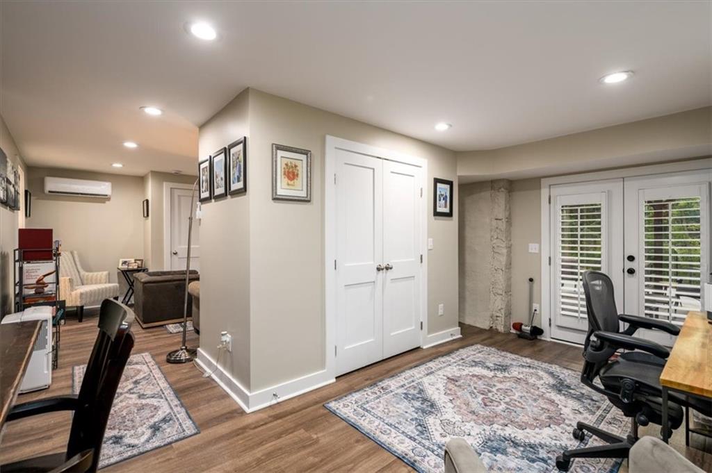 2724 Parkwood Road, Smyrna, Georgia image 23