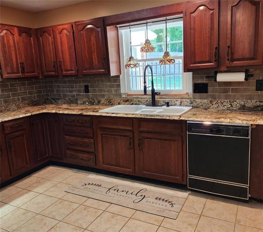 6210 Douglas Manor Court, Douglasville, Georgia image 33