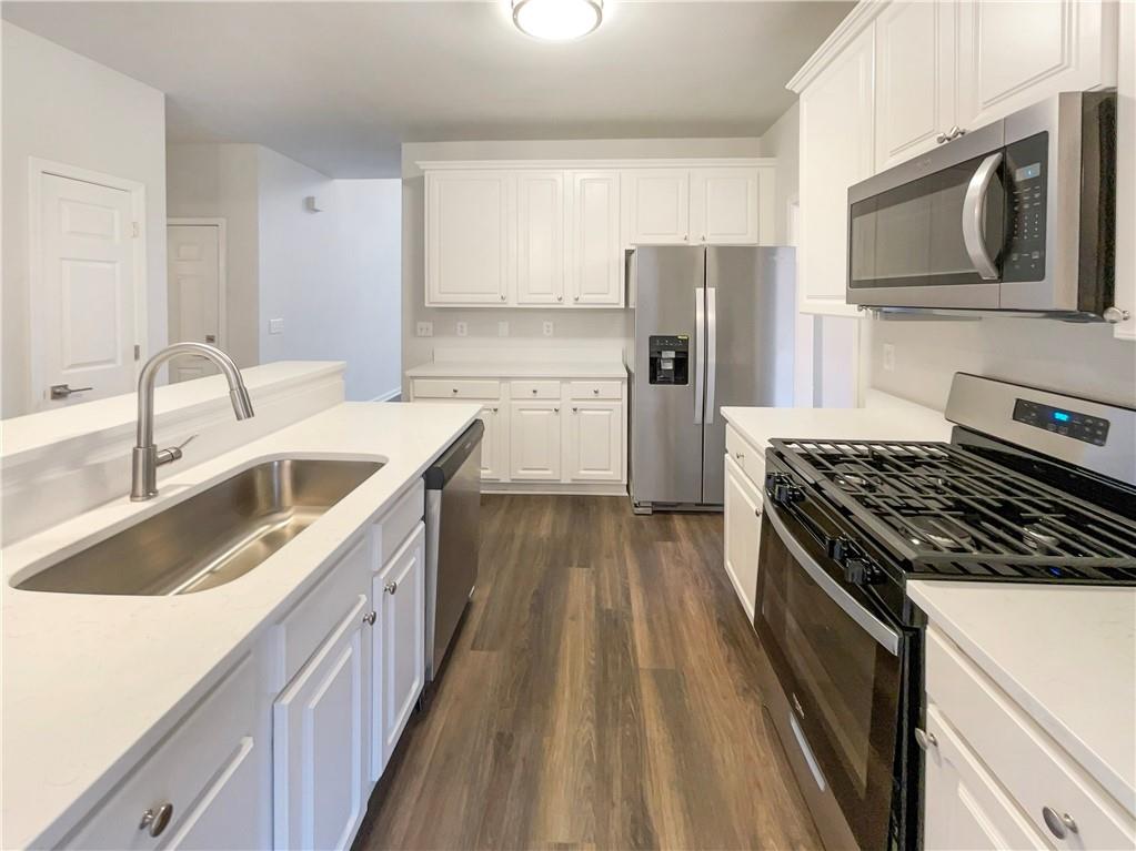 1817 Lake Cove Drive SW