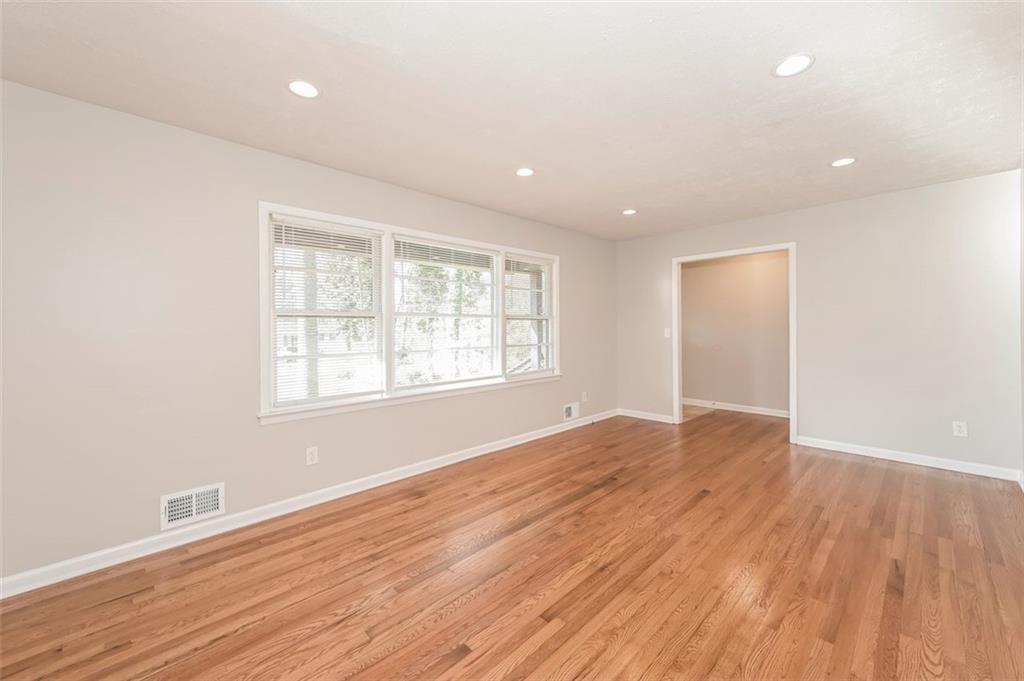 2379 RIDGEWAY Drive