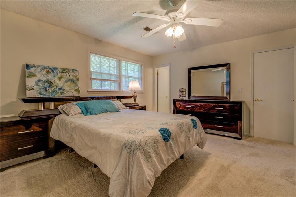 2340 Rolling Acres Drive, Conyers, Georgia image 38