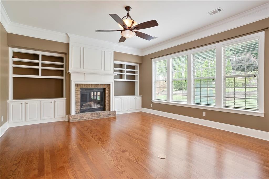 Crabapple Registry - Residential