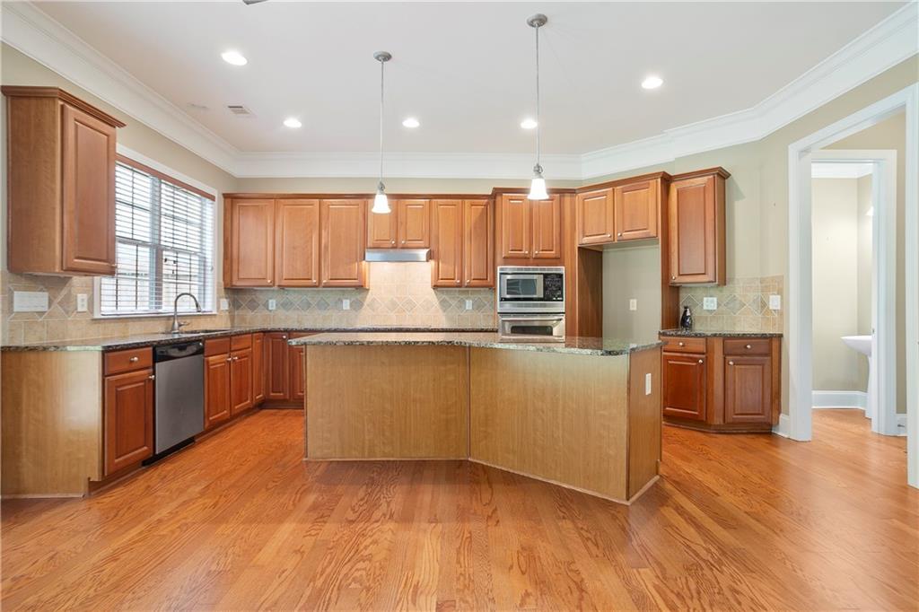 Crabapple Registry - Residential