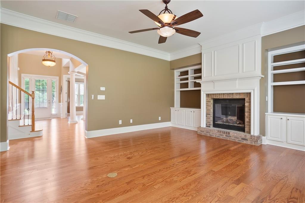 Crabapple Registry - Residential