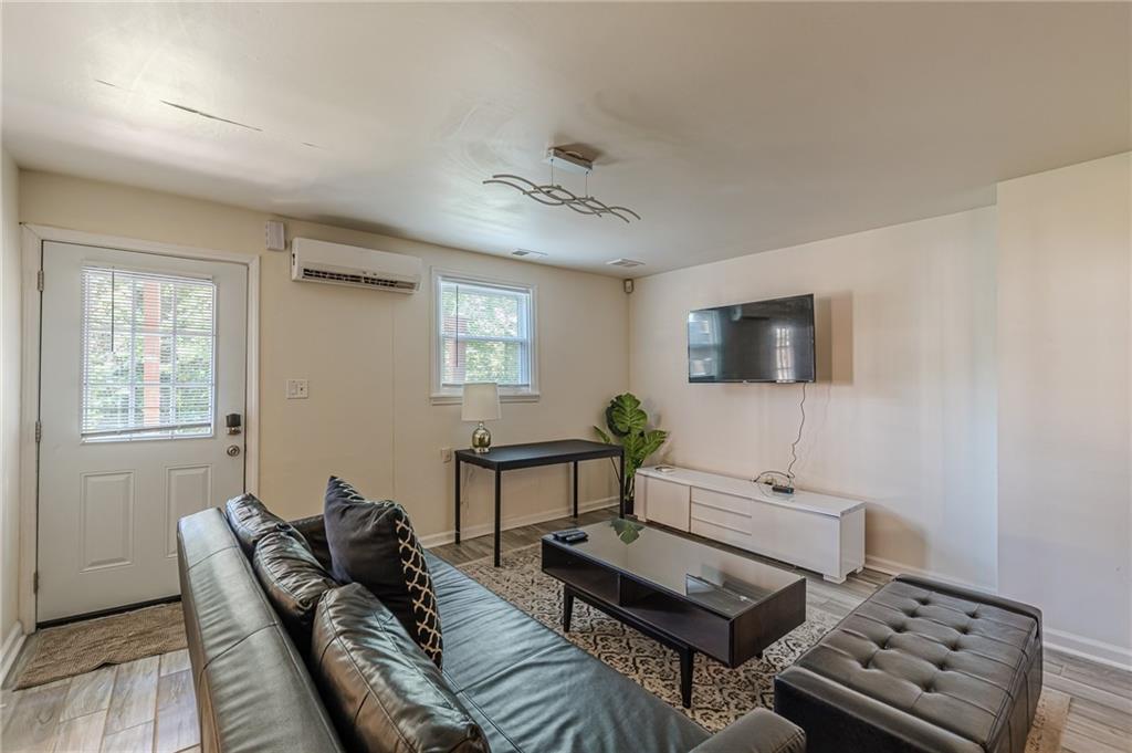 537 Winton Terrace, Atlanta, Georgia image 26