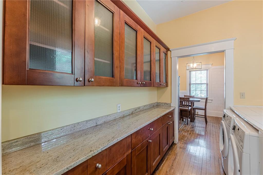 537 Winton Terrace, Atlanta, Georgia image 8
