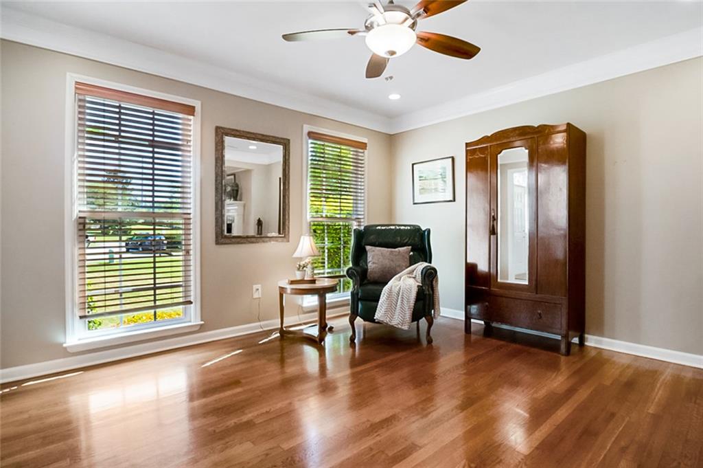 744 Edgewater Lane, Kennesaw, Georgia image 5