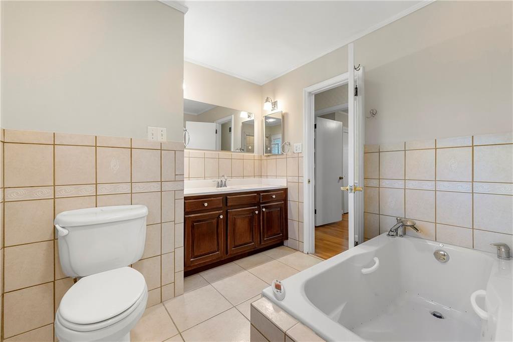3325 N Embry Circle, Atlanta, Georgia image 24