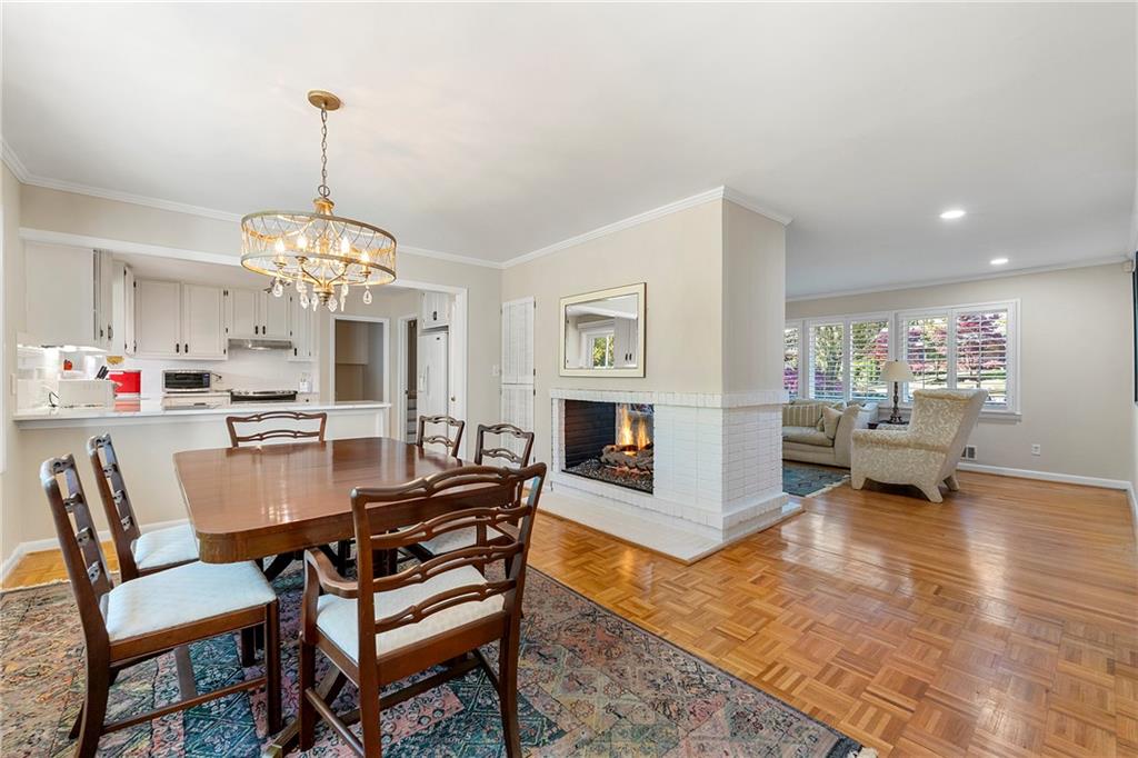 3325 N Embry Circle, Atlanta, Georgia image 12