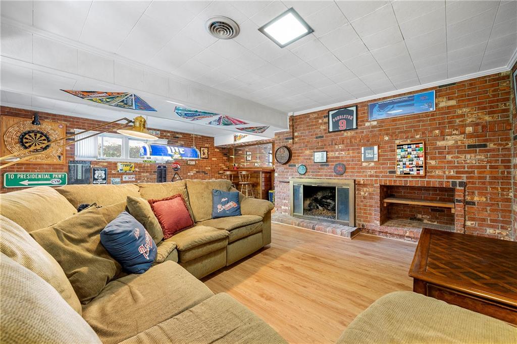 3325 N Embry Circle, Atlanta, Georgia image 30