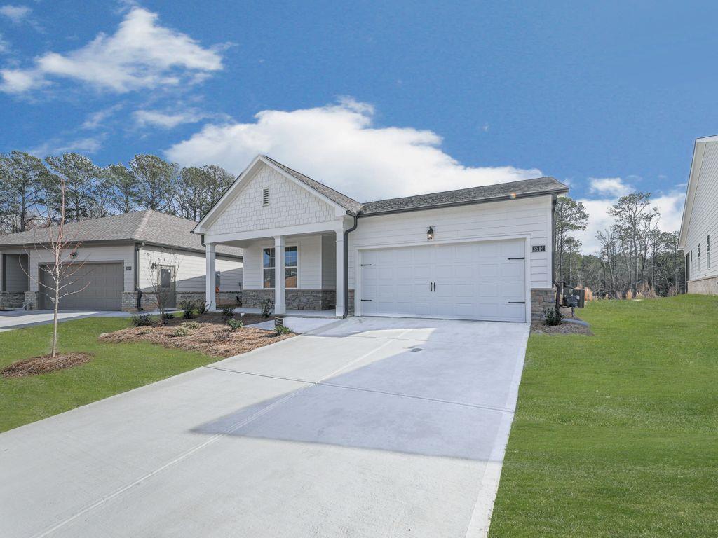 3614 Arrow Root Circle, Loganville, Georgia image 3