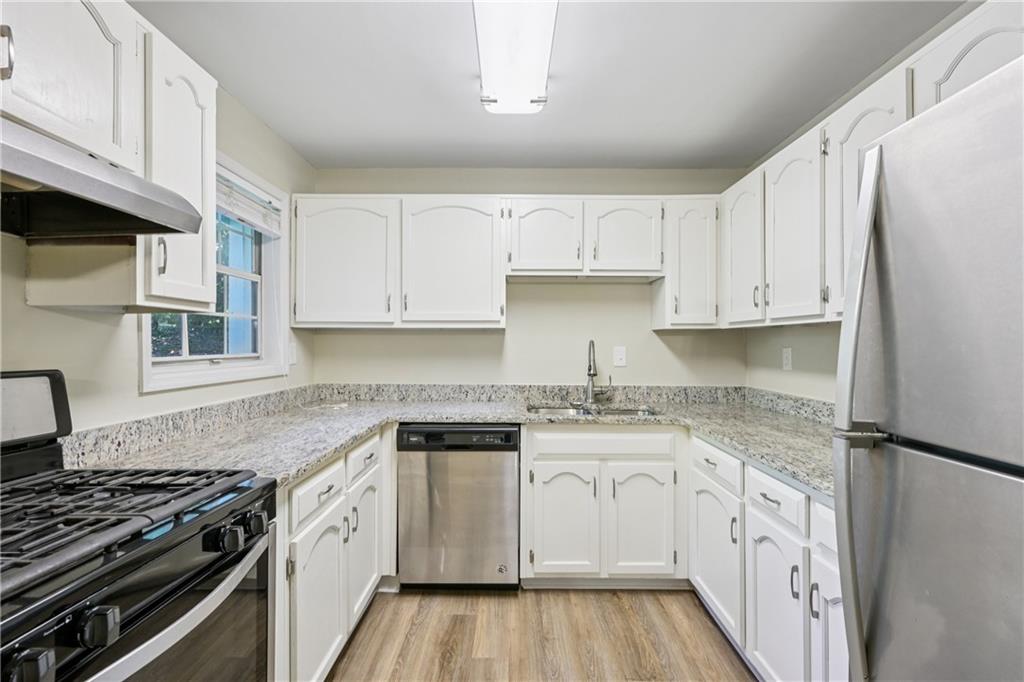2725 Saint Augustine Trail SE