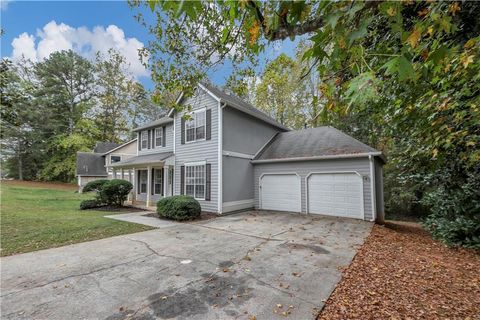 A home in Fairburn