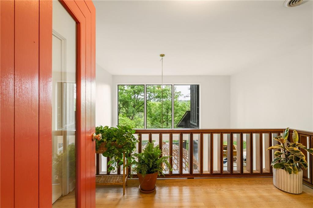 225 River North Drive