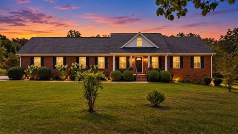 Homes For Sale - 2572 Kingston Highway<br/> Rome, GA 30161