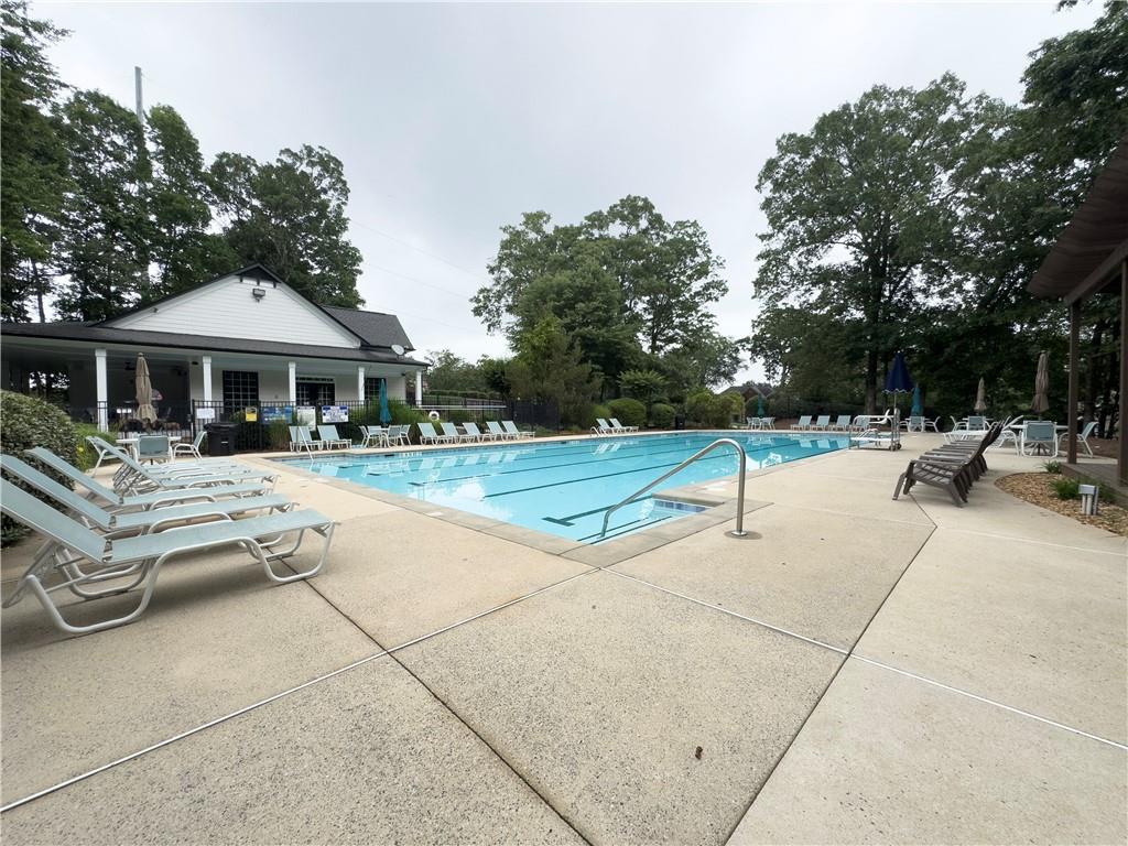 Crabapple Chase - Residential