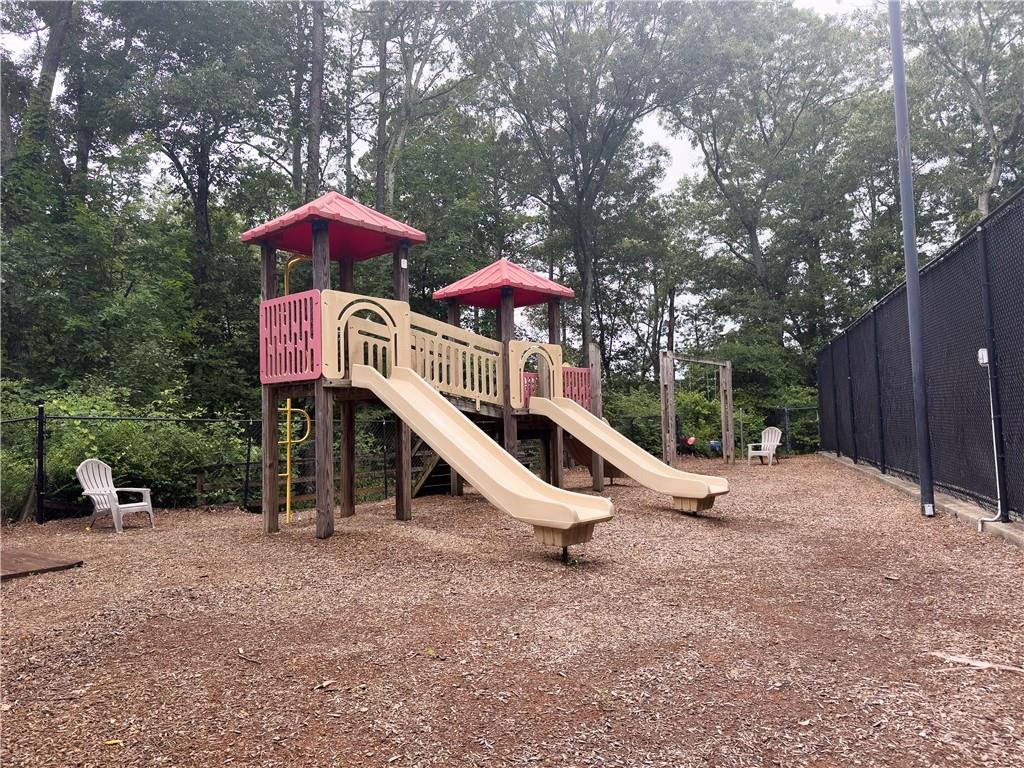Crabapple Chase - Residential