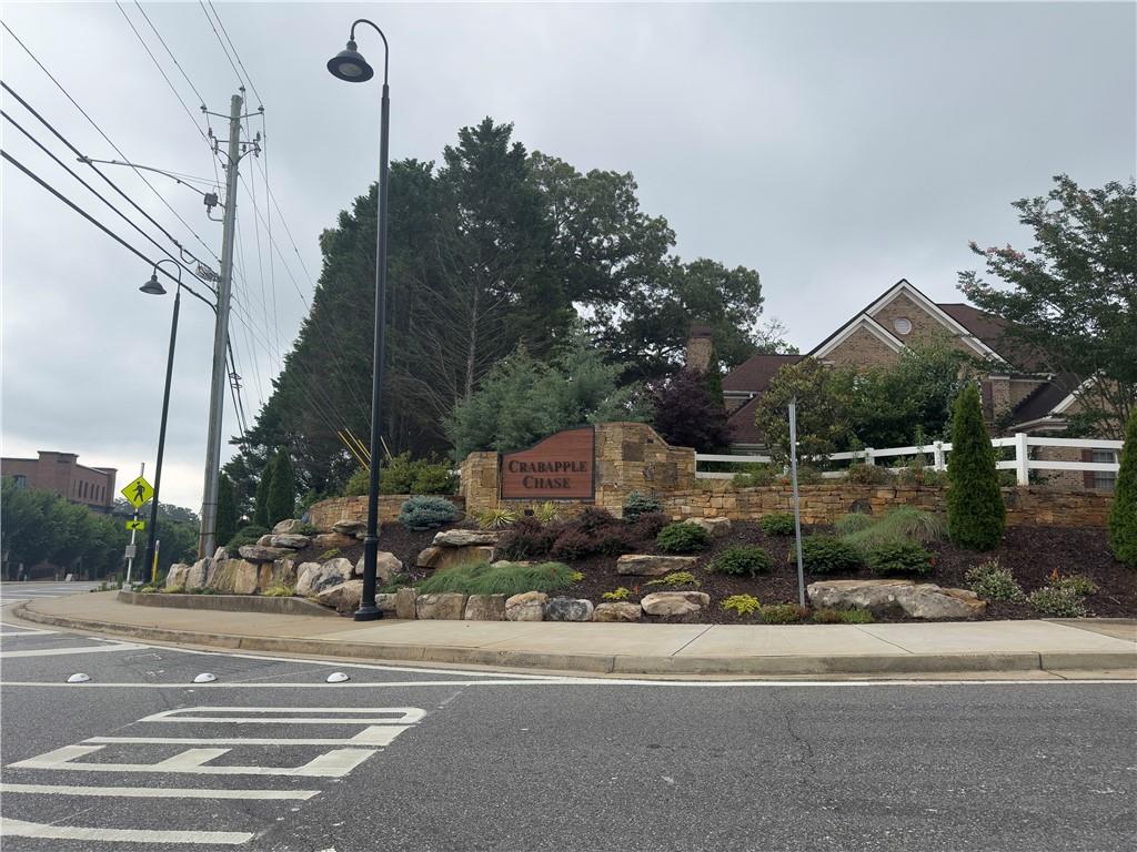 Crabapple Chase - Residential