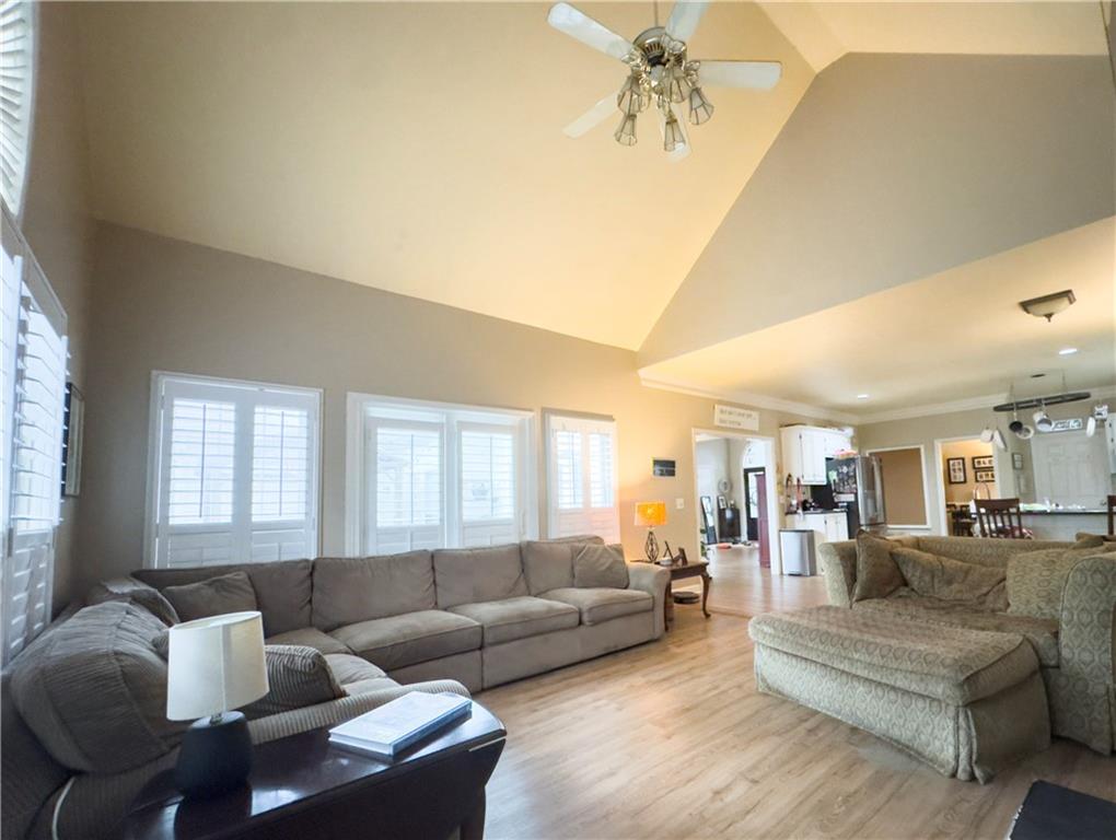 Crabapple Chase - Residential