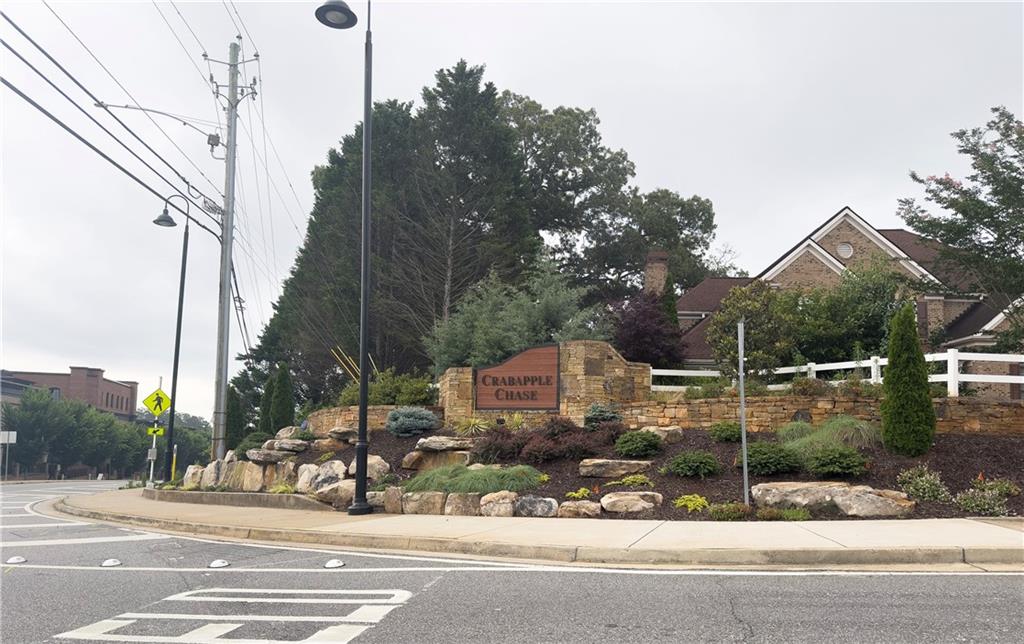 Crabapple Chase - Residential
