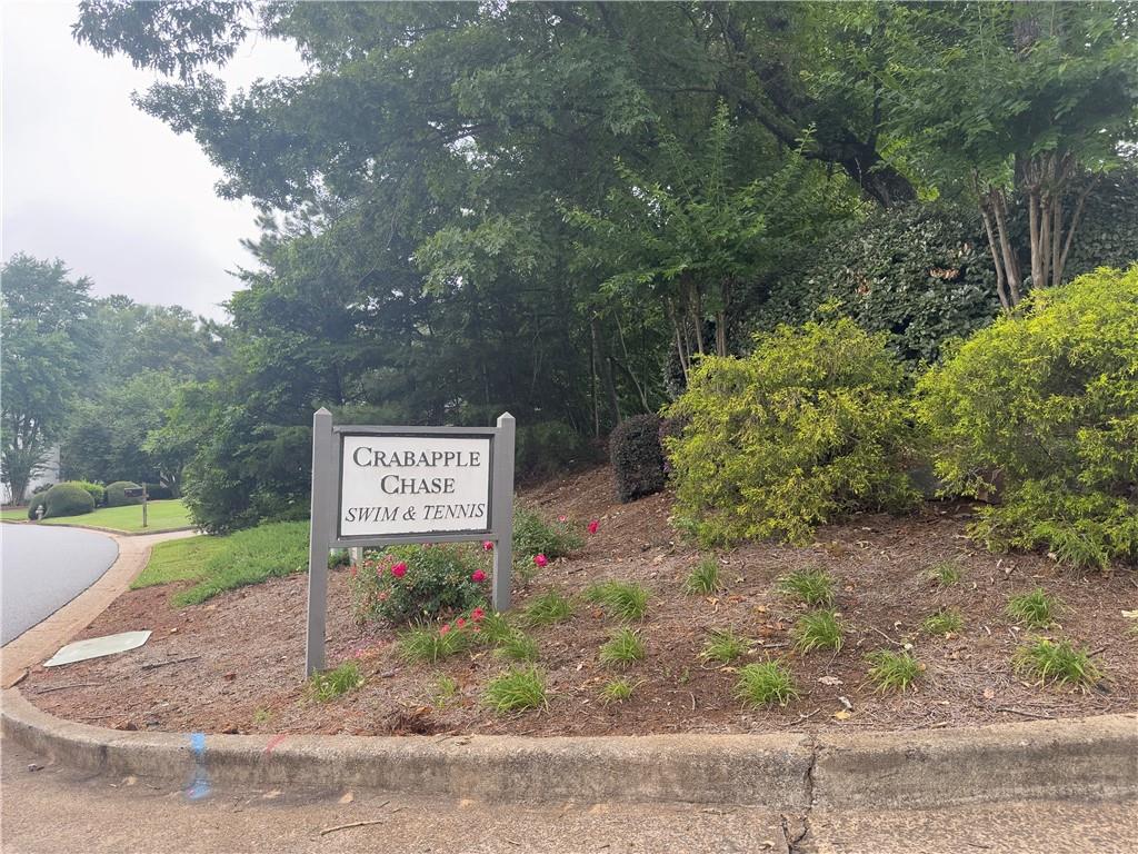 Crabapple Chase - Residential