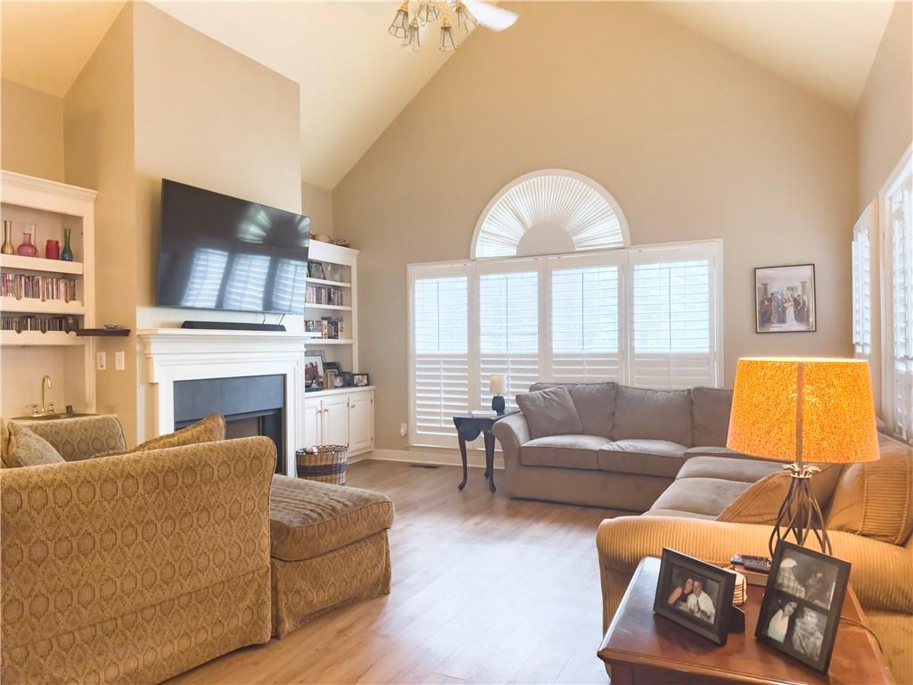 Crabapple Chase - Residential