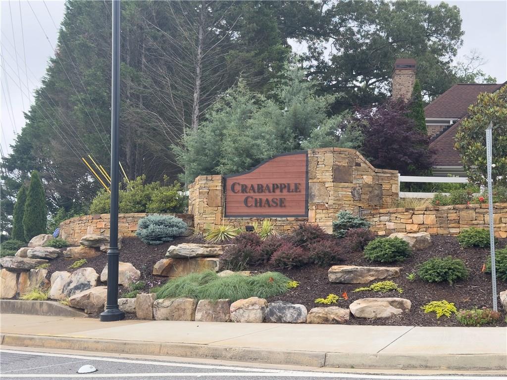 Crabapple Chase - Residential