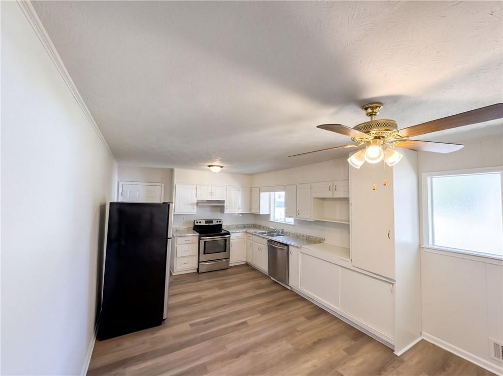 5807 Cobbrook Drive