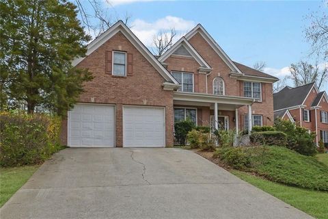 Homes For Sale - 6510 Ridgefield Drive<br/> Alpharetta, GA 30005