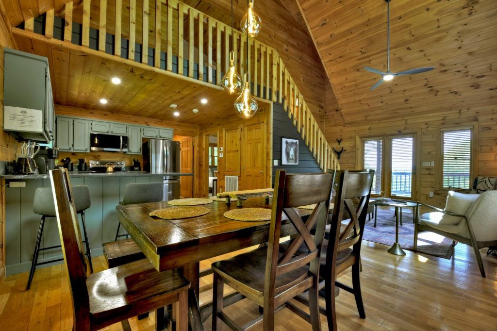 384 Mountain Highlands Court, Blue Ridge, Georgia image 7