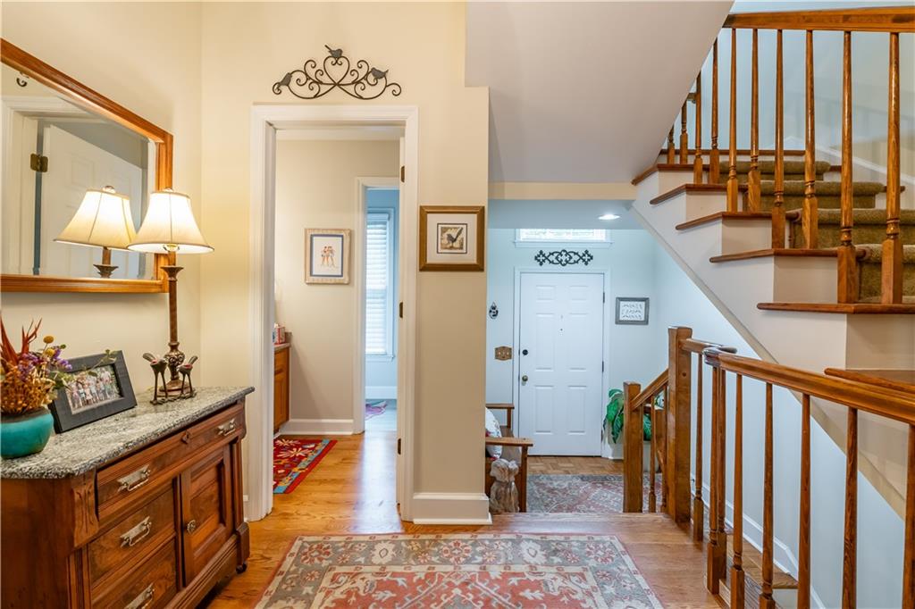 3833 Savannah Square, Atlanta, Georgia image 2