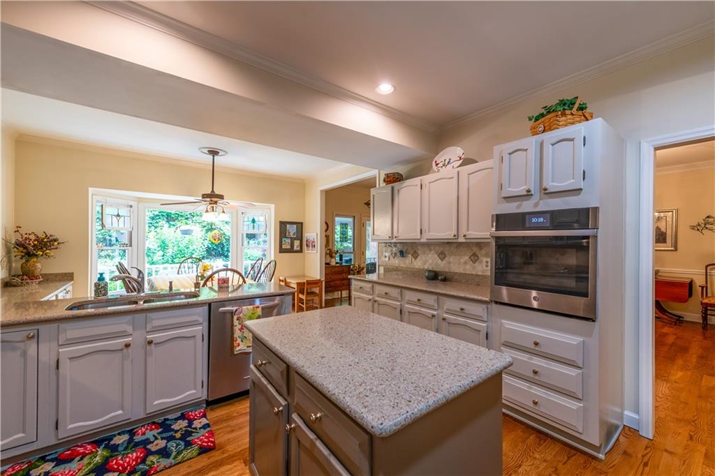 3833 Savannah Square, Atlanta, Georgia image 14