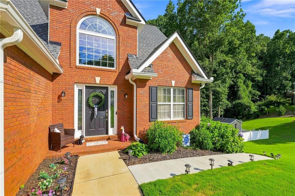 5863 Bay View Drive
