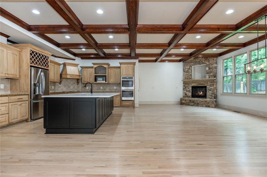 2688 Hidden Falls Drive, Buford, Georgia image 6