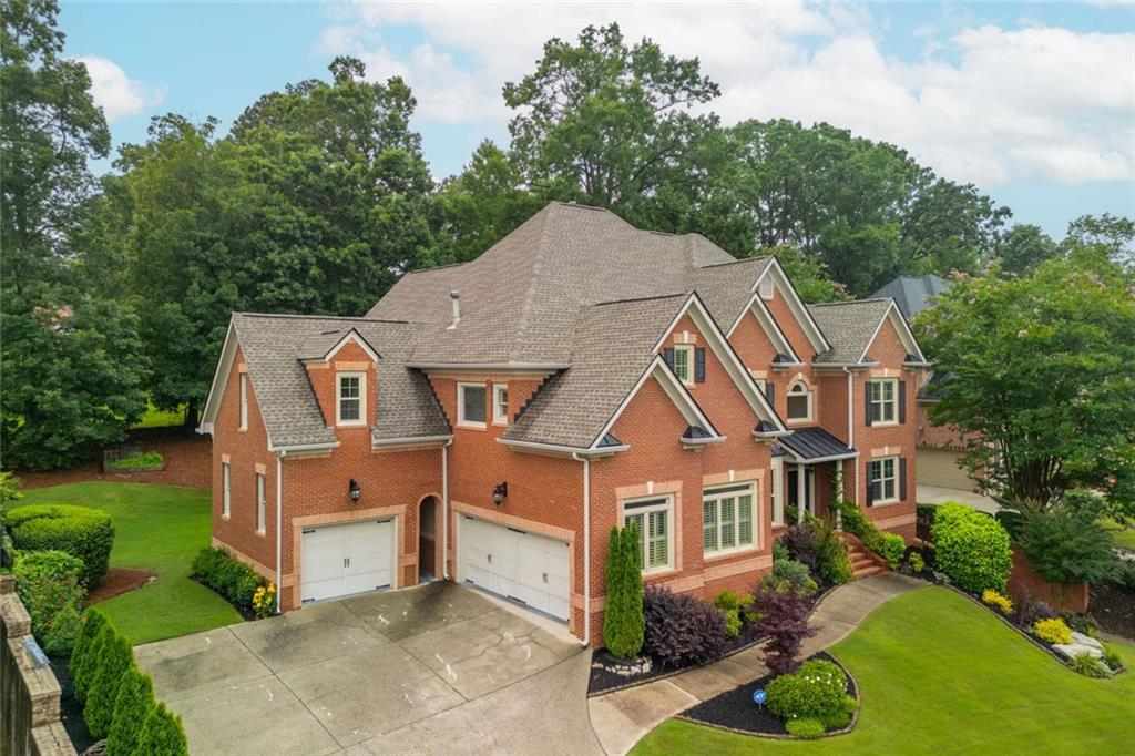 2688 Hidden Falls Drive, Buford, Georgia image 2