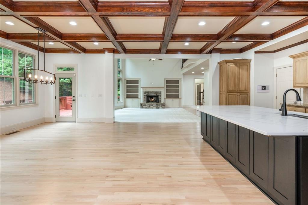 2688 Hidden Falls Drive, Buford, Georgia image 10