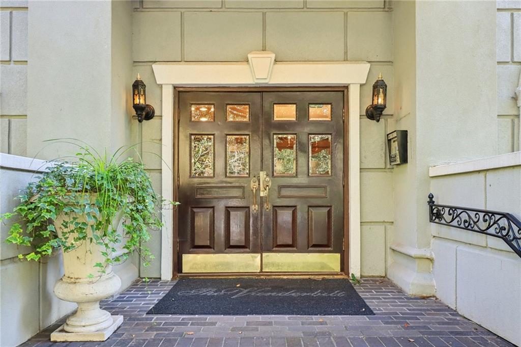 3071 Lenox Road NE 8