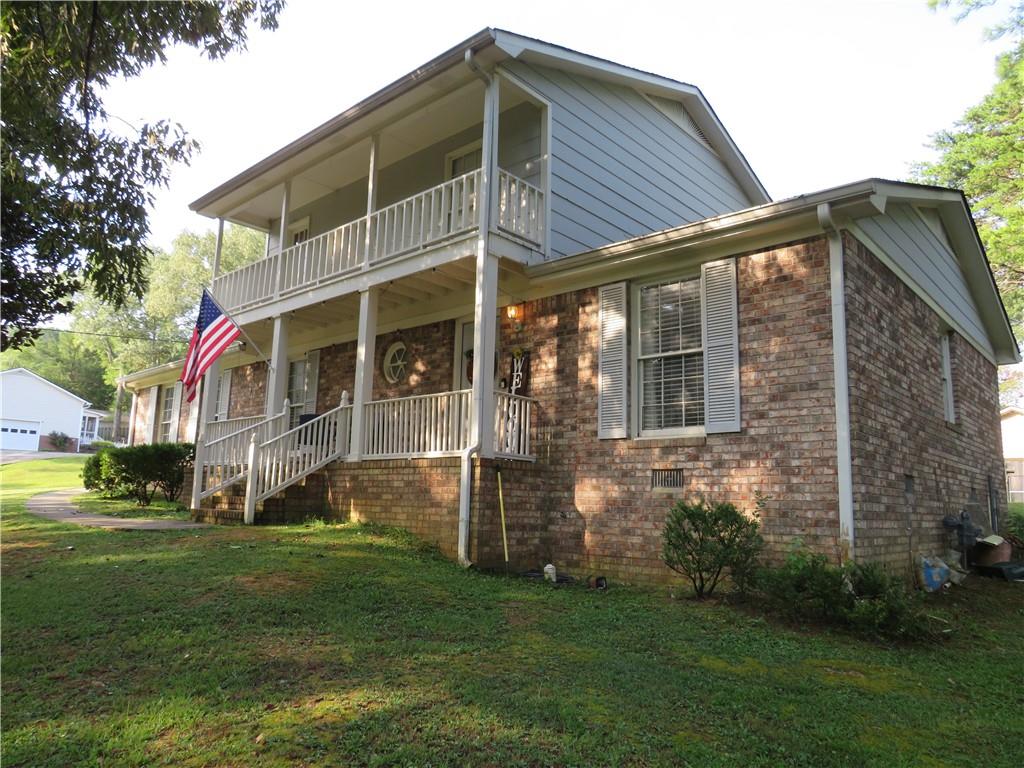 2 Silvermont Drive SE