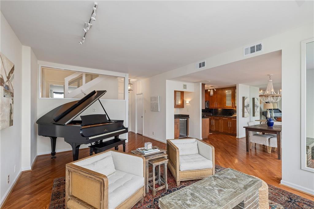 145 15th Street NE 1004