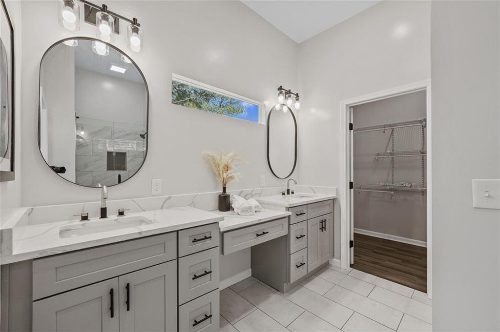 6971 Tan Bark Court, Riverdale, Georgia image 7