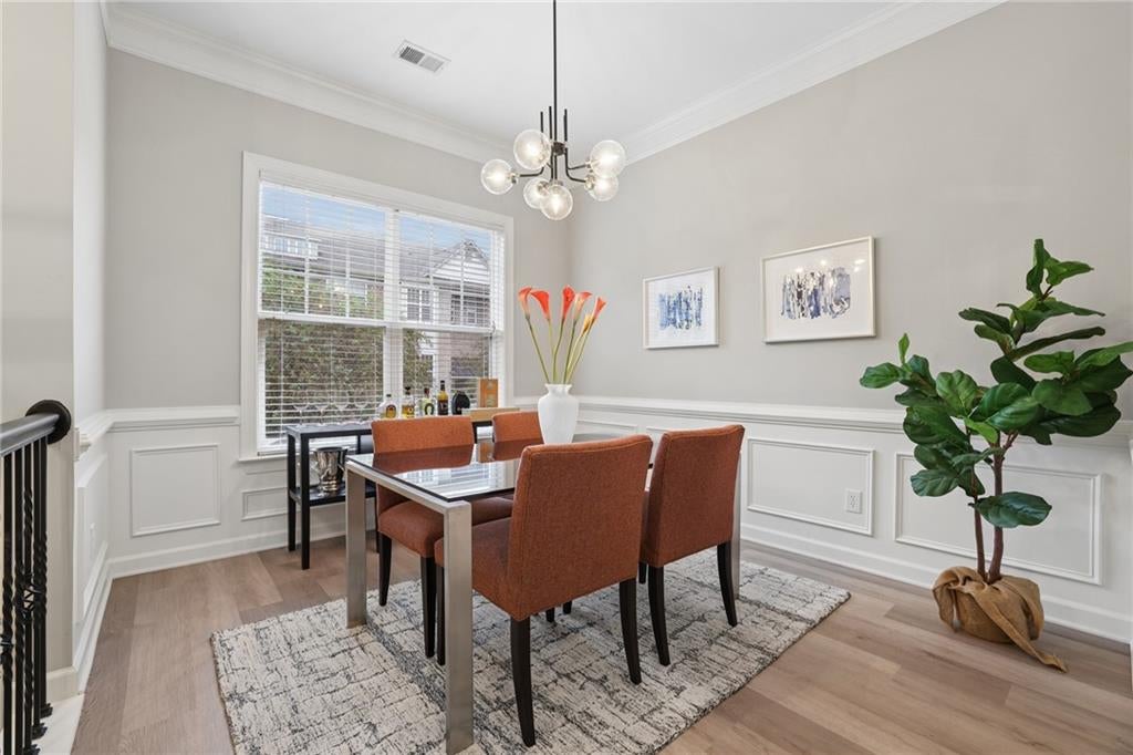 1972 Cobblestone Circle NE