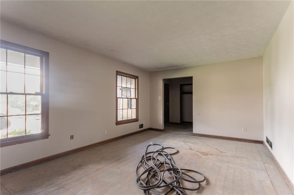 3600 River Hills Court