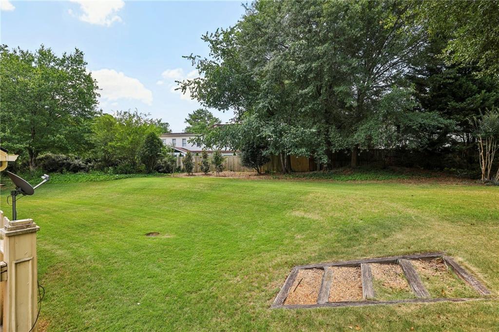 555 Brickleberry Lane, Roswell, Georgia image 26
