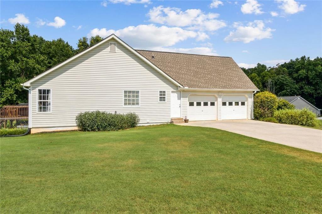 22 Barrington Lane