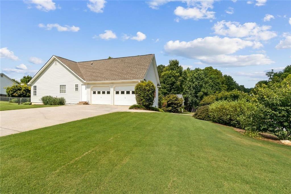 22 Barrington Lane