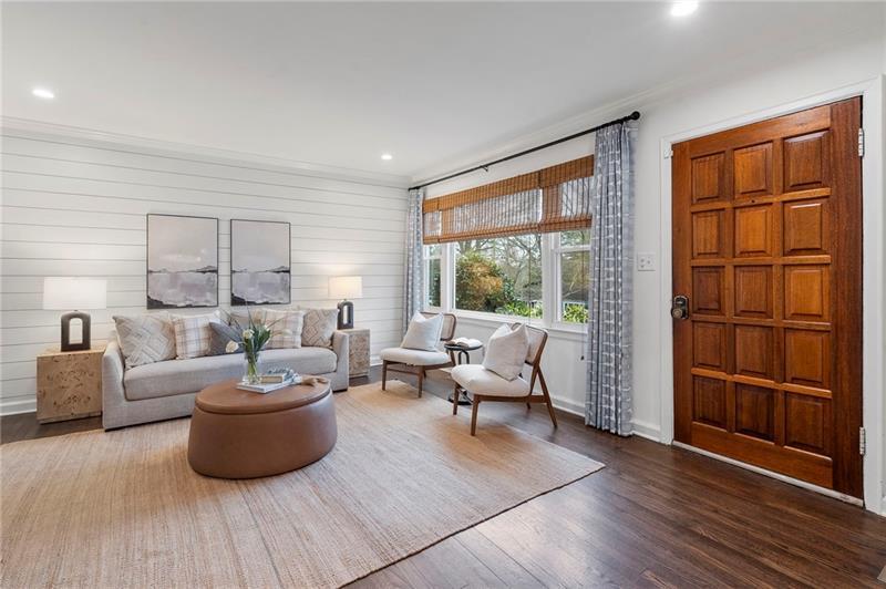 1059 Briar Vista Terrace NE