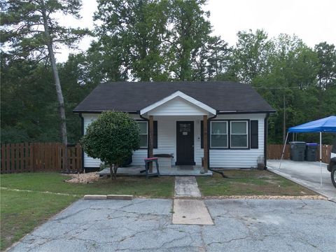 Homes For Sale - 1520 Calvin Davis Circle<br/> Gwinnett County, Lawrenceville, GA 30043