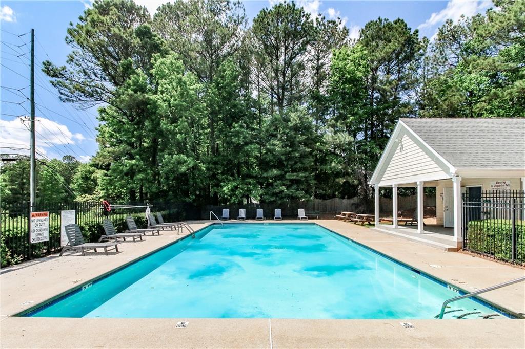2204 Dresden Green, Kennesaw, Georgia image 29